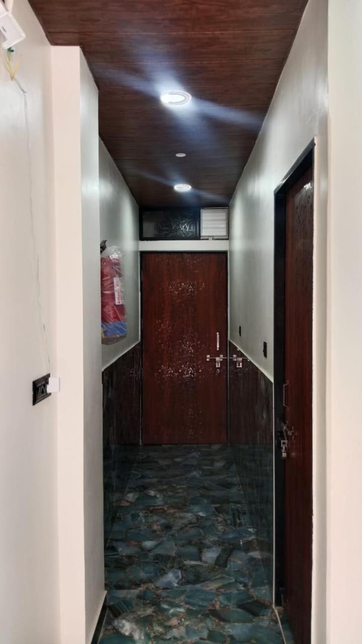 אויאיין Golden Guest House מראה חיצוני תמונה